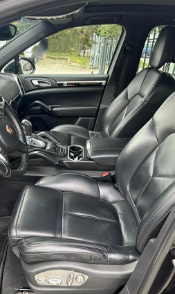 Porsche Cayenne cena 144000 przebieg: 211600, rok produkcji 2014 z Biała małe 106
